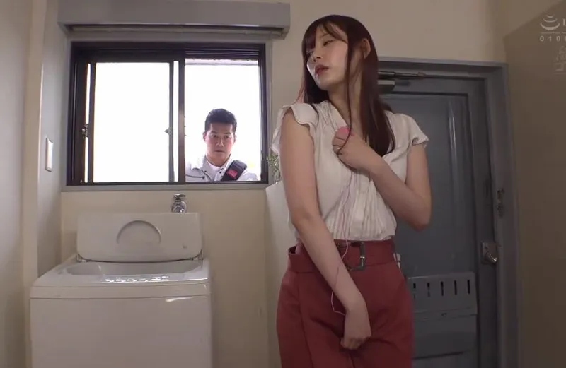 Bị chồng hờ hửng người vợ phang với anh kỹ thuật chung cư đến mang bầu