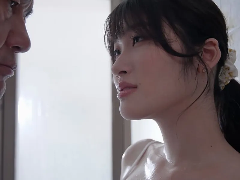Chồng yêu bỏ bê, cô vợ được ông chú giúp thỏa mãn cơn nứng lồn lồn